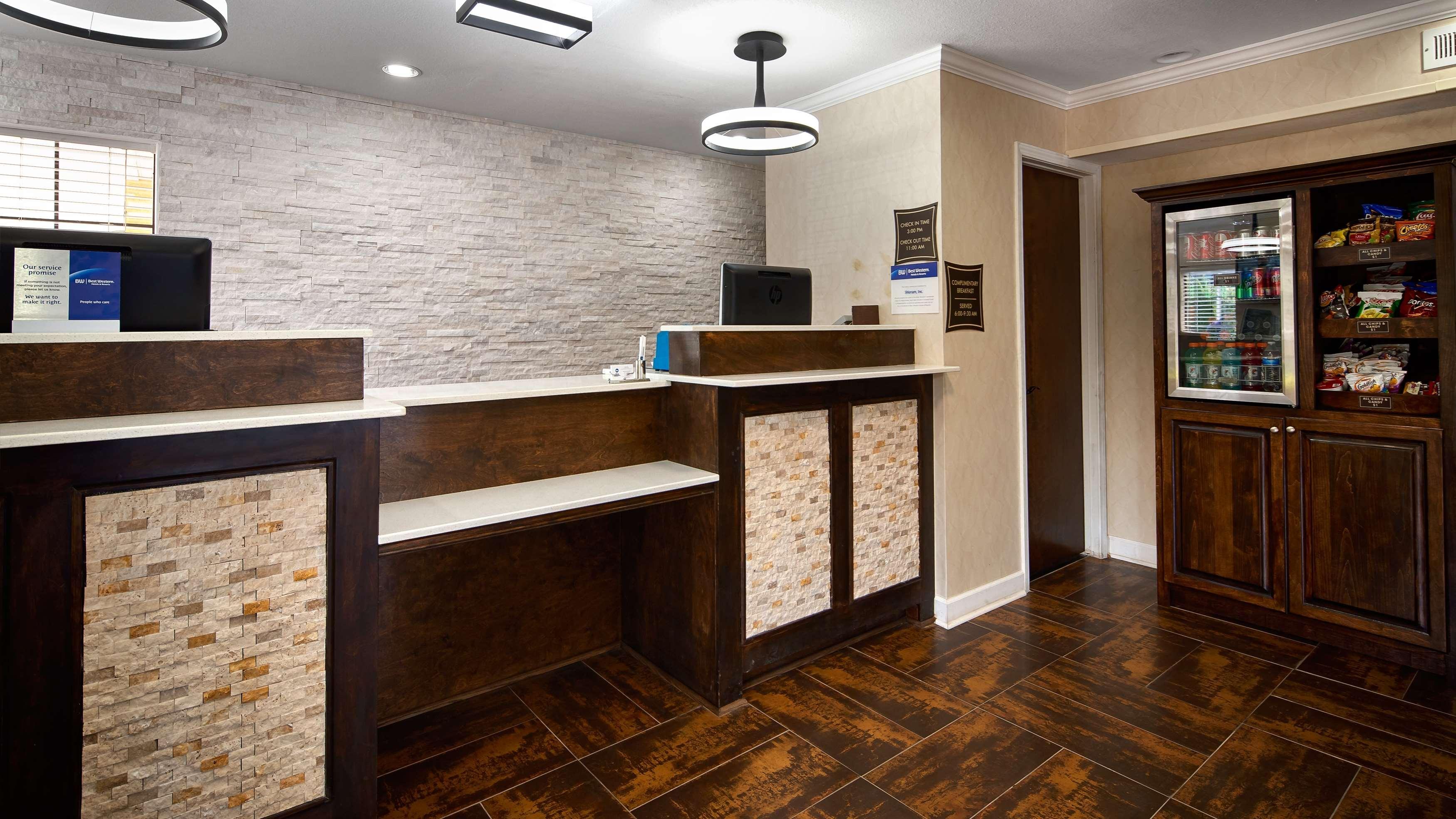 Best Western Allatoona Inn & Suites Картърсвил Екстериор снимка